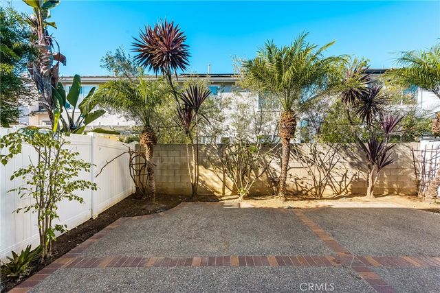18621 Park Meadow, Huntington Beach, CA 92648