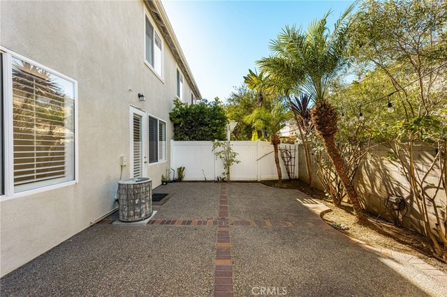 18621 Park Meadow, Huntington Beach, CA 92648