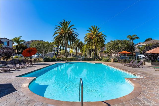 18621 Park Meadow, Huntington Beach, CA 92648