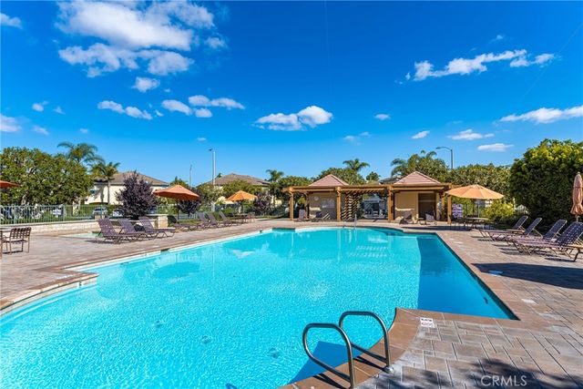 18621 Park Meadow, Huntington Beach, CA 92648