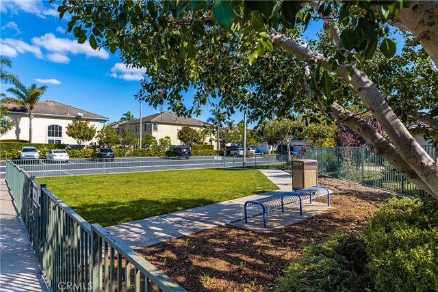 18621 Park Meadow, Huntington Beach, CA 92648