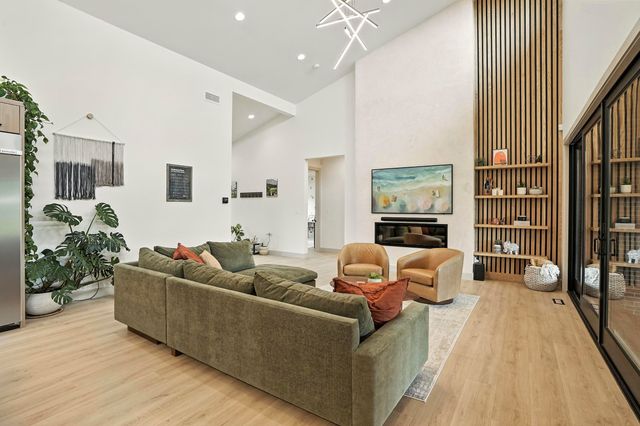 4137 167th Avenue, Lowell, IN 46356