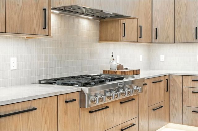 4137 167th Avenue, Lowell, IN 46356