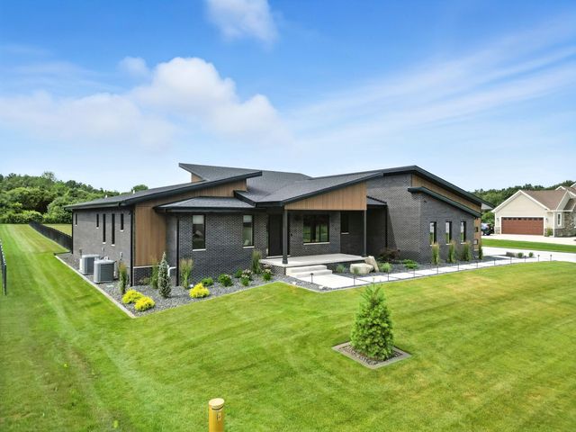 4137 167th Avenue, Lowell, IN 46356