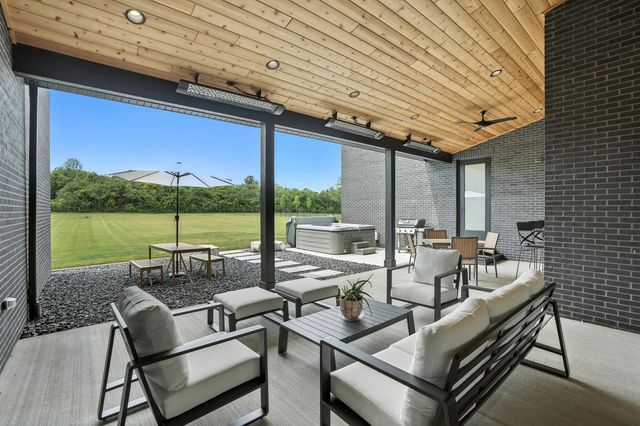 4137 167th Avenue, Lowell, IN 46356