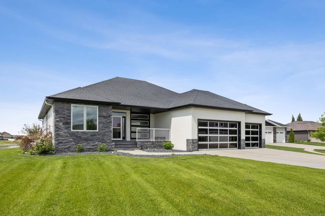 3004 6th Street E, West Fargo, ND 58078