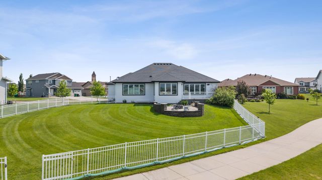 3004 6th Street E, West Fargo, ND 58078