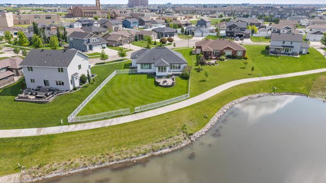 3004 6th Street E, West Fargo, ND 58078