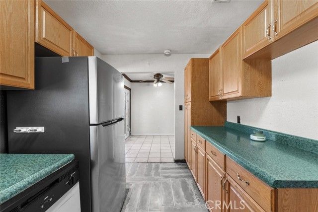 44221 4th Street, Lancaster, CA 93535