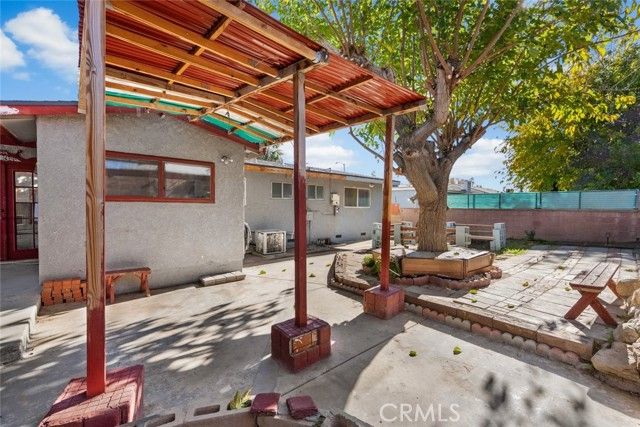 44221 4th Street, Lancaster, CA 93535