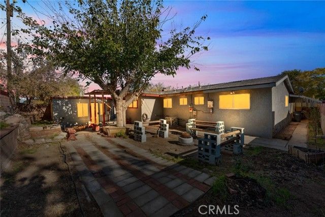 44221 4th Street, Lancaster, CA 93535