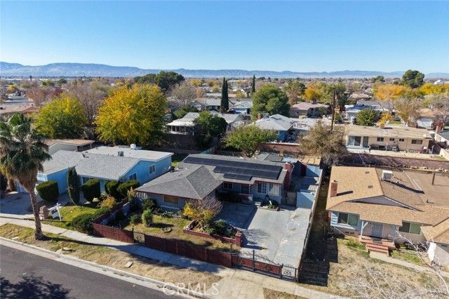 44221 4th Street, Lancaster, CA 93535