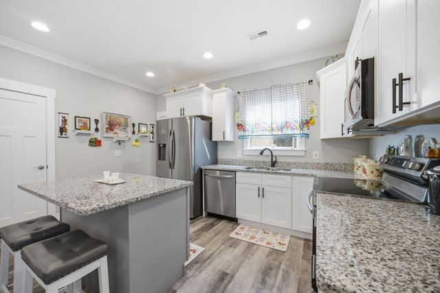 233 Eastview Cove Drive SE, Cleveland, TN 37323