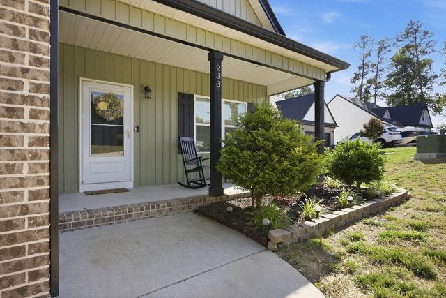 233 Eastview Cove Drive SE, Cleveland, TN 37323