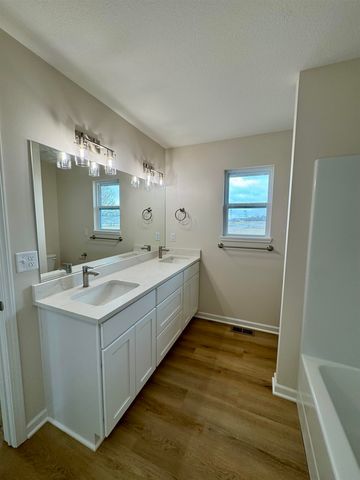 10403 W 35th St S, Wichita, KS 67215