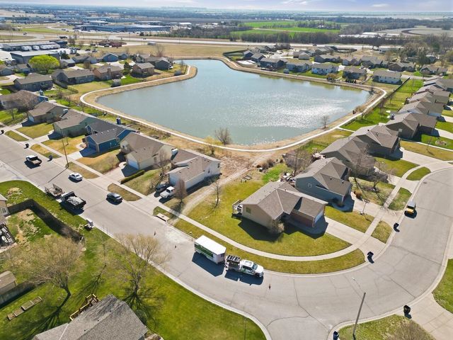 10403 W 35th St S, Wichita, KS 67215
