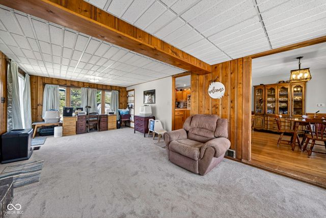 6702 E 96th Street, Fishers, IN 46038