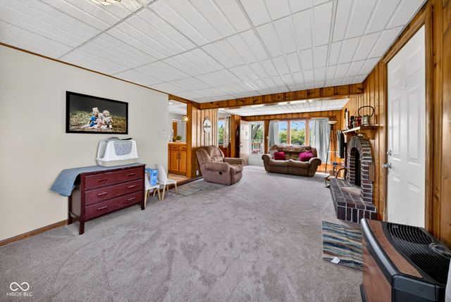 6702 E 96th Street, Fishers, IN 46038