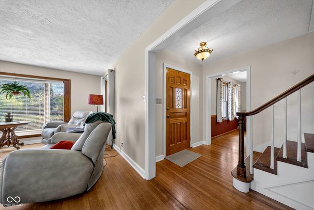 6702 E 96th Street, Fishers, IN 46038