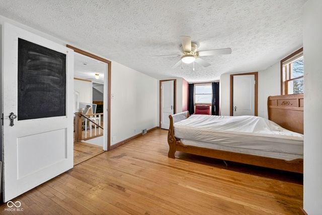 6702 E 96th Street, Fishers, IN 46038