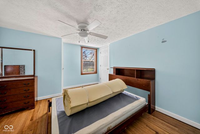 6702 E 96th Street, Fishers, IN 46038