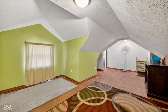 6702 E 96th Street, Fishers, IN 46038