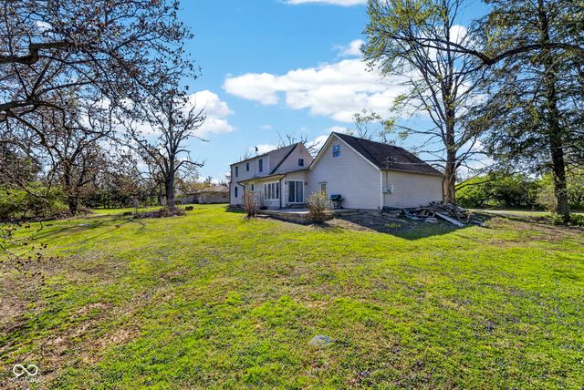 6702 E 96th Street, Fishers, IN 46038