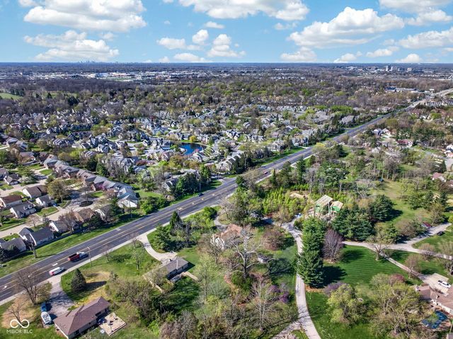 6702 E 96th Street, Fishers, IN 46038