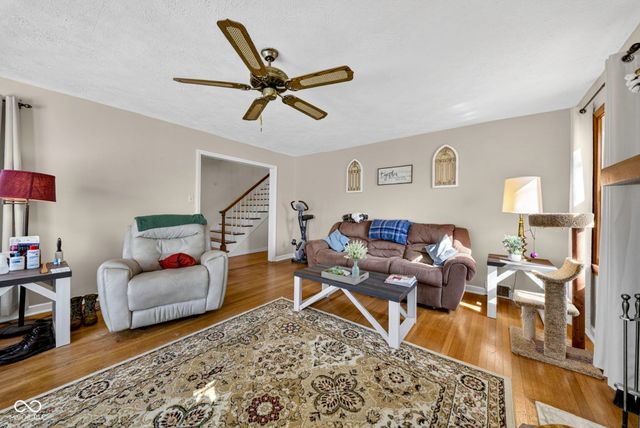 6702 E 96th Street, Fishers, IN 46038