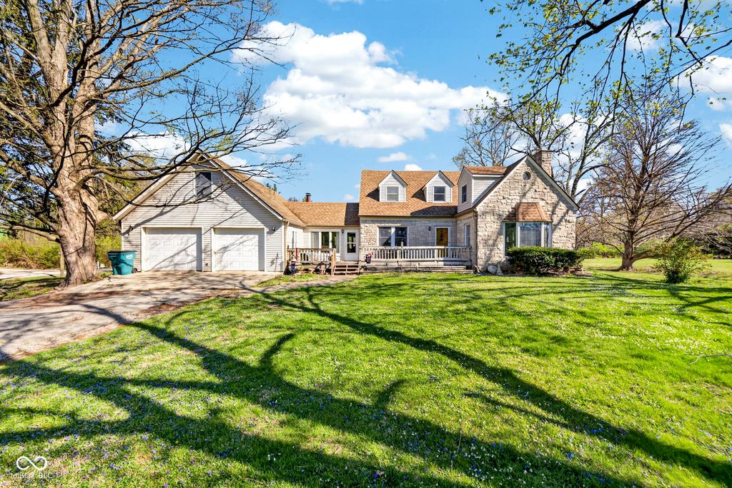 6702 E 96th Street, Fishers, IN 46038