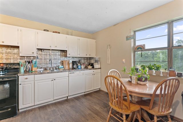 68090 Calvin Center Road, Cassopolis, MI 49031