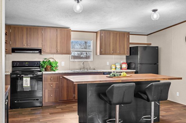 145 Grand Avenue, Branson, MO 65616