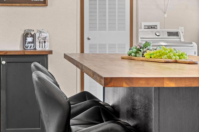 145 Grand Avenue, Branson, MO 65616