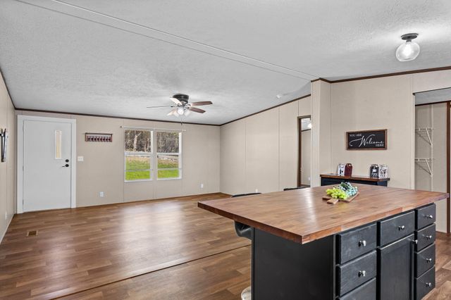 145 Grand Avenue, Branson, MO 65616