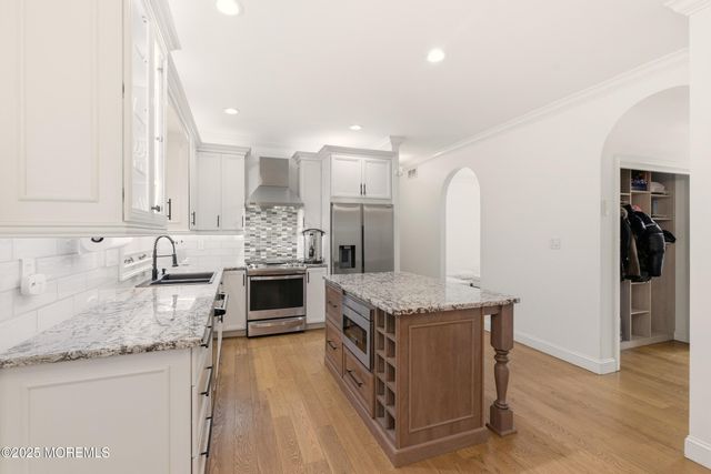 5 Overlook Drive, Jackson, NJ 08527