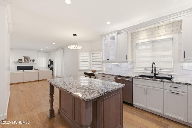 5 Overlook Drive, Jackson, NJ 08527