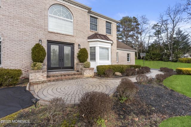 5 Overlook Drive, Jackson, NJ 08527