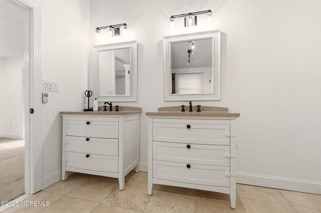 5 Overlook Drive, Jackson, NJ 08527