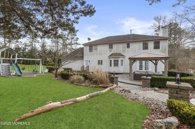 5 Overlook Drive, Jackson, NJ 08527