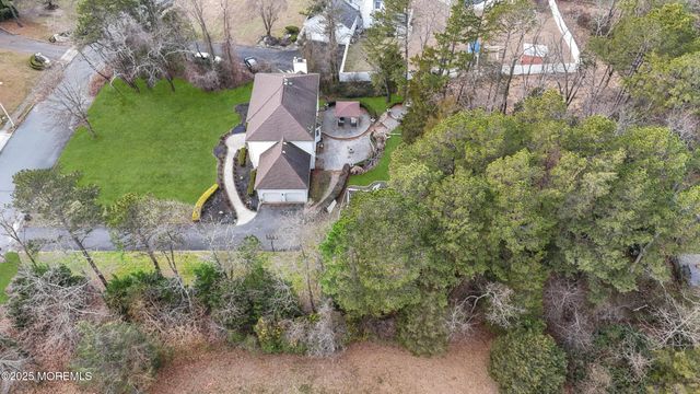 5 Overlook Drive, Jackson, NJ 08527