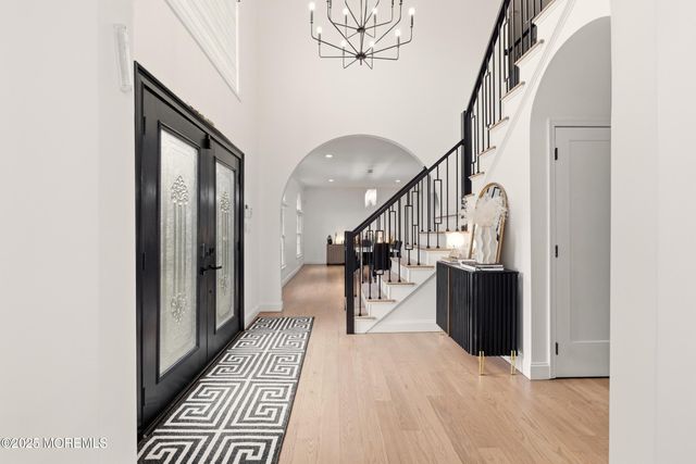 5 Overlook Drive, Jackson, NJ 08527