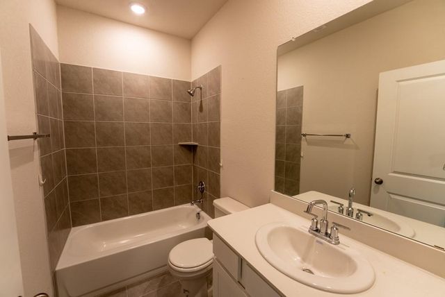 6310 Wolf Pack DR, Pflugerville, TX 78660