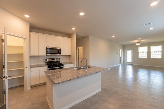 6310 Wolf Pack DR, Pflugerville, TX 78660