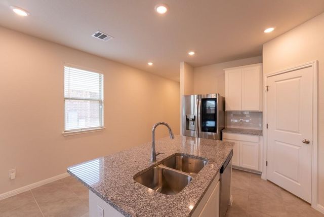 6310 Wolf Pack DR, Pflugerville, TX 78660