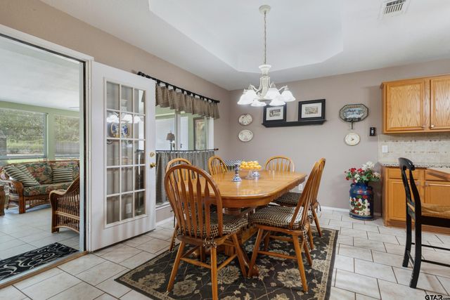 13182 Lauren Ln, Lindale, TX 75771
