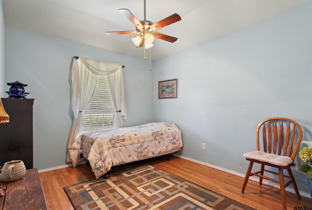 13182 Lauren Ln, Lindale, TX 75771