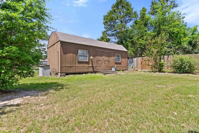 13182 Lauren Ln, Lindale, TX 75771