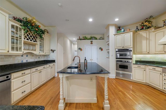 3302 CORONET AVENUE, Orlando, FL 32833