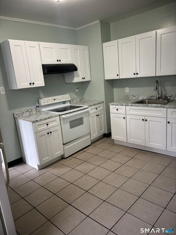 366 Dover Street, Bridgeport, CT 06610