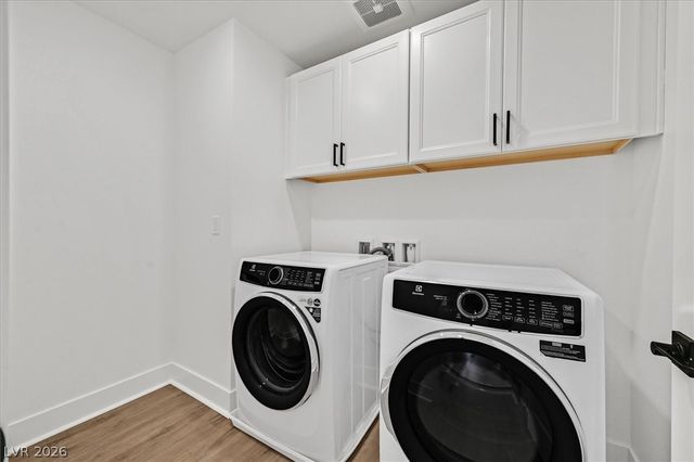 6923 Elysian Valley Avenue, Las Vegas, NV 89113